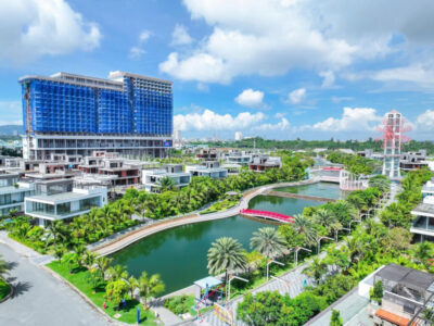 La trame verte-bleue du Design Biophilique au Beachclub du The Maris Vung Tau