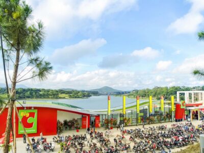 Big C Đà Lạt : le centre commercial enterré sous une colline, avec géothermie et puits de lumière