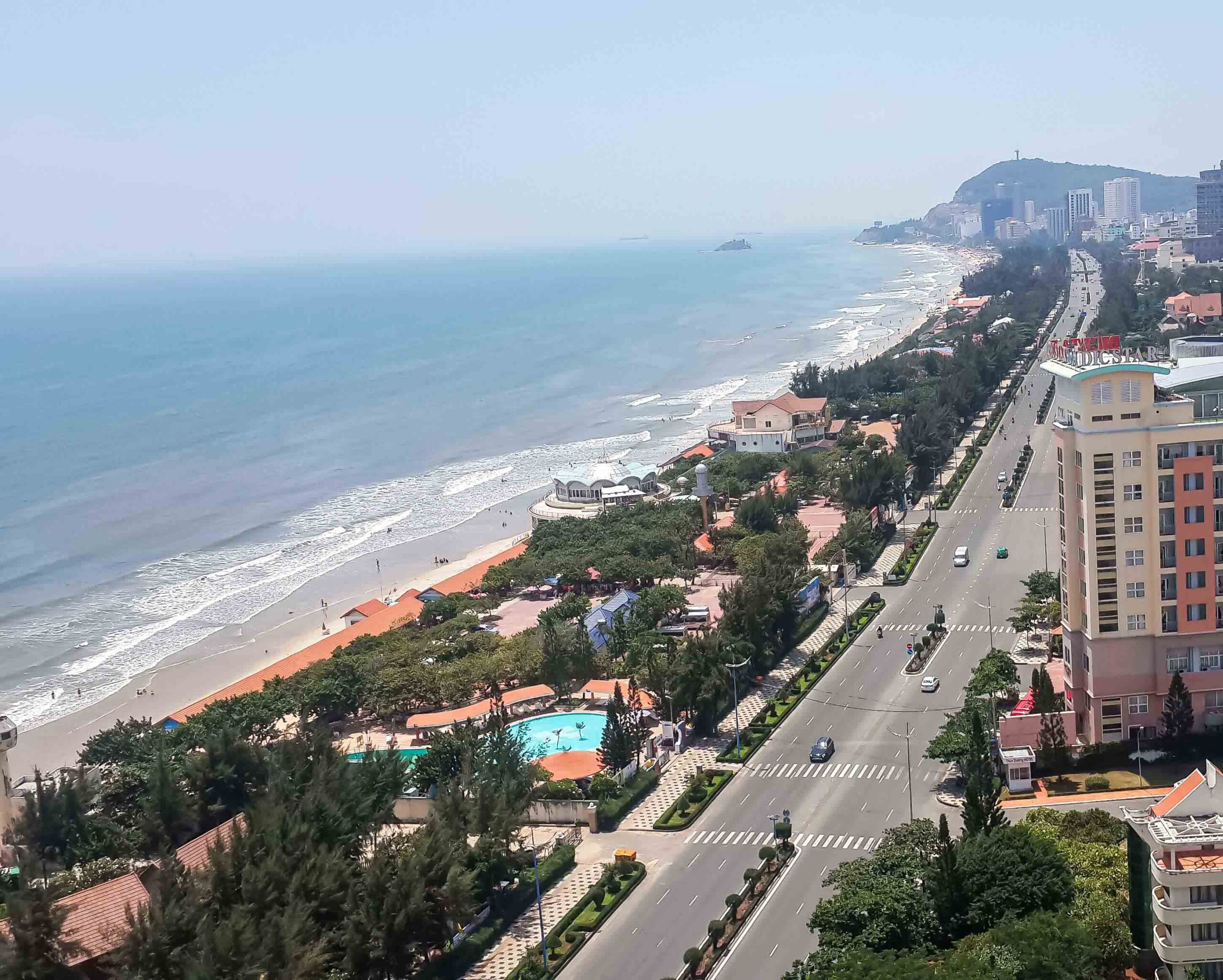 Bai Sau est la plus grande plage du Vietnam